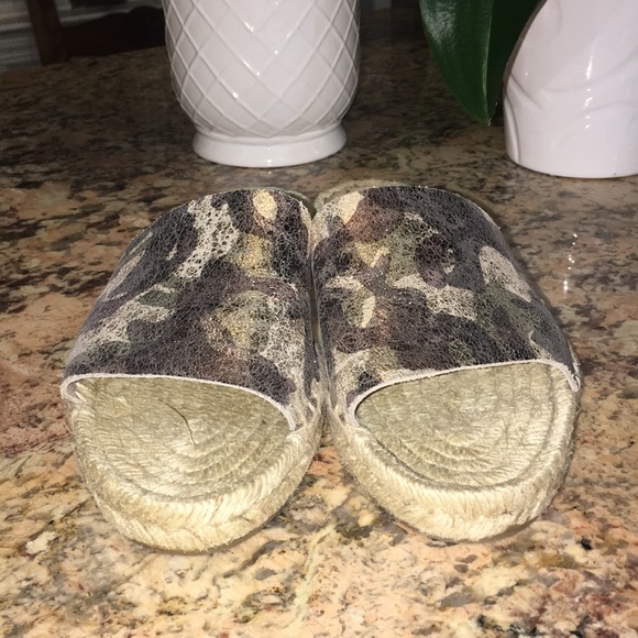 J Crew Camo Leather Banded Espadrille Slide Sandal - Picture 2 of 7